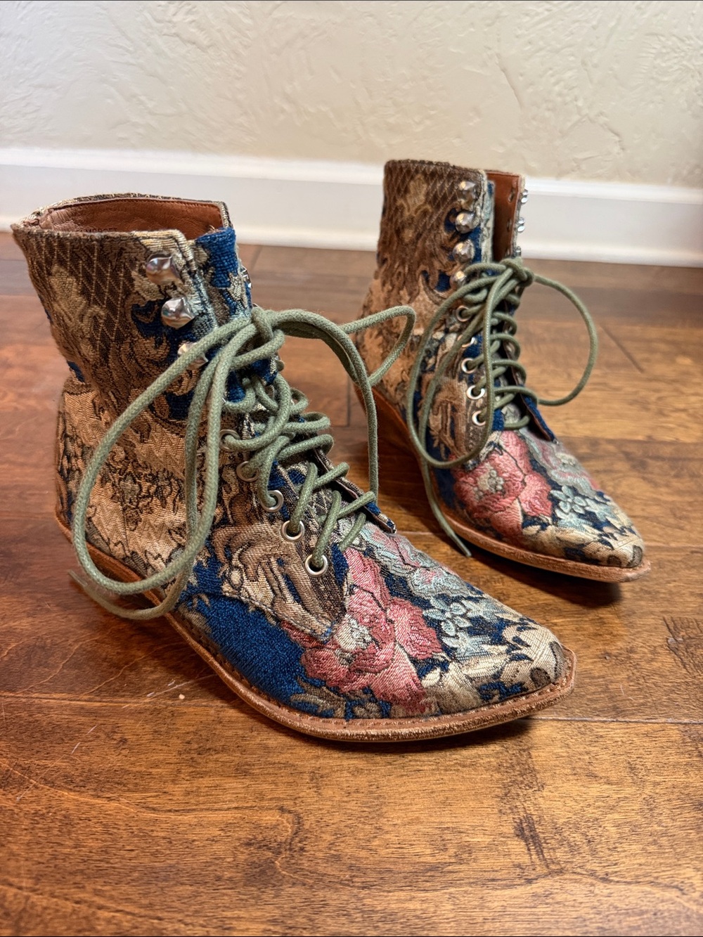 Free People x Jeffrey Campbell Elmcroft Tapestry lace-up boot, size 6